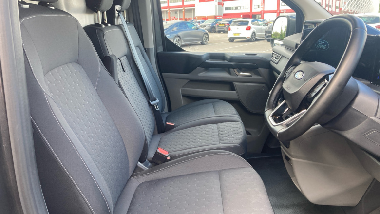 Ford Transit Custom 320 L2 Diesel Fwd 2.0 EcoBlue 136ps H1 Van Limited